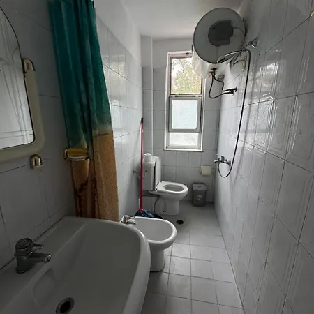 Holiday home Lindis Golem (Tirana)